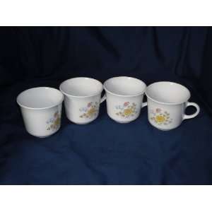  1970s Corelle Corning Meadow Cups   Set of 4 Everything 