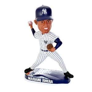   Collectibles New York Yankees Mariano Rivera Helmet Base Bobblehead