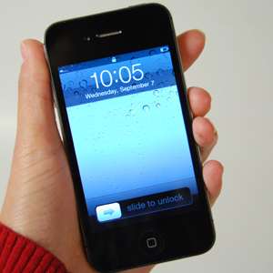 Apple iPhone 4 (Latest Model)16GB Black Verizon Smartphone 16 GB 