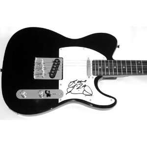  Liza Minelli Autographed Signed Guitar 