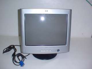 13 ) HP COLOR 7540 Monitor 17 inch CRT 2007 DATE MINT  