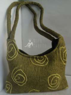   /NepaCrafts/images/Felt/030211/1%20Felt%20Tiedie%20Bag%20b