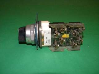 Allen Bradley 800T H2 Selector Switch with 2 Contacts  