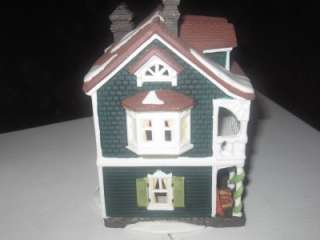 THIS IS AN AUCTION FOR DEPARTMENT 56  WOODBRIDGE POST OFFICE FROM 