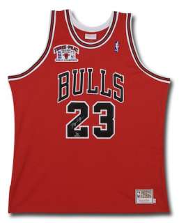 MICHAEL JORDAN Signed Bulls 1993 3 Peat Championship Jersey UDA LE 
