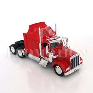  132 Kenworth W900 Sleeper Cab Tractor (Red) Toys & Games