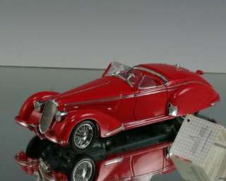Franklin Mint Die cast car 1937 Alfa Romeo 2900B  