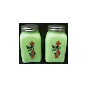  Flower Pot Jadeite Green Milk Glass Salt & Pepper Shaker 