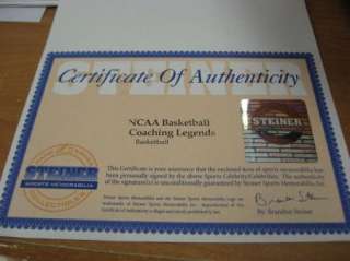 RIK) NCAA Coaching Legends Basketball Autograph Steiner John Wooden 