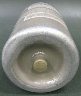 Union Carbide Liquid Nitrogen Dewar Cryo Tank 4LD / 4 LD  