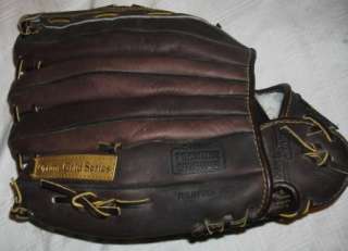 Wilson OG4 Optima Gold Series A9820 12.5 Softball Glove RHT  