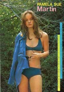   in Bikini / CANDICE BERGEN Barefoot 1976 JPN PINUP 8x11 #MG S  