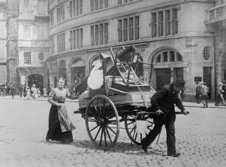 early 1900s photo Germany, Berlin. Household movin  