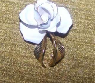 Pin Brooch Cerrito Symbol of Love Enamel White Rose  