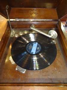 Columbia Grafonola Phonograph ca.1915  