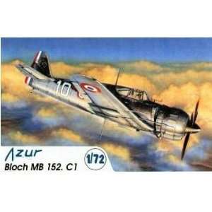  Bloch MB152C1 Fighter Aircraft w/Resin Parts 1 72 Azur 
