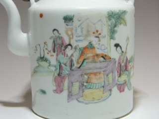 NICE CHINESE LATE 19TH  EARLY 20TH C FAMILLE ROSE ANTIQUE TEAPOT 