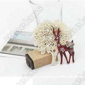 Lovely Fashion Design Lace Tree Deer with Diamond Charming Brooch Pin 