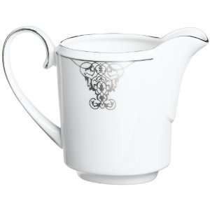  Vera Wang by Wedgwood Imperial Scroll Creamer Kitchen 