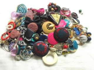   73 PAIRS RETRO EARRINGS MIXED JUNK COSTUME JEWELRY CRAFT LOT*  