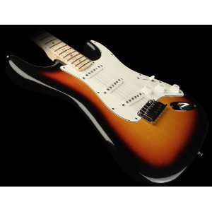  Fender Custom Shop 2011 Custom Deluxe Stratocaster 