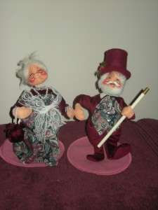Santa and Mrs. Claus doll set Annalee Mobilitee  