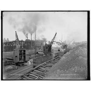   ore,Penna. R.R. Pennsylvania Railroad docks,Erie,Pa.