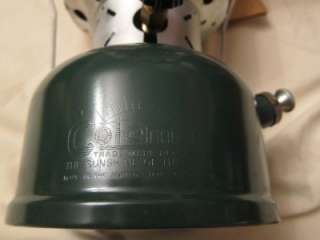 Vintage Original 220 E Coleman Lantern 11   51 MINT in Box with 