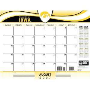  Iowa Hawkeyes 2007   2008 22x17 Academic Desk Calendar 