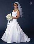 Jessica McClintock wedding gown dress beautiful lace detail size 20 