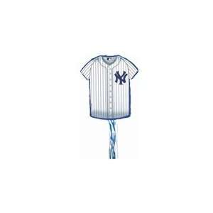   York Yankees Baseball   Shirt Shaped Pull String Pinata Toys & Games