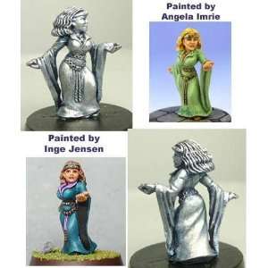   Hasslefree Miniatures Dwarves   Anghela, female dwarf Toys & Games