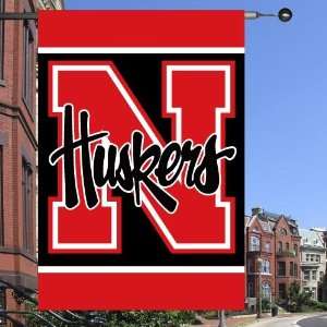  Nebraska Cornhuskers 28 x 40 Collegiate Banner Flag 