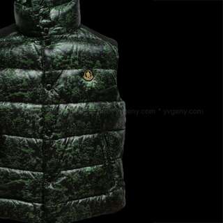 The vest comes brand new with tags, spare press studs and a Moncler 