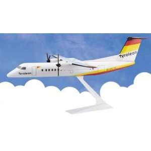  DASH 8 Tyrolean 1/100 (**)