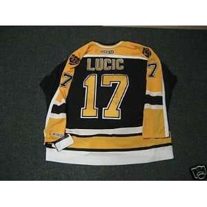  Milan Lucic Signed Uniform   2011 Stanley Cup 