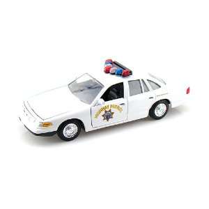   Crown Victoria California Highway Patrol Car 1/24 White Toys & Games
