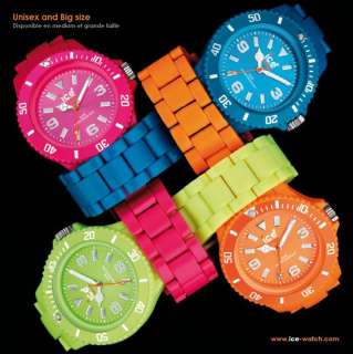 CLASSIC FLUO collection Small 38 mm et Unisex 43 mm 69 € , Big 79 