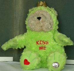 29th Ed STARBUCKS 2004 Kiss Me FROG PRICE Bearista BEAR  
