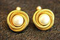 USED CHANEL Pearl and Gold Gorgeous Round Earrings 100% Auth Japan 
