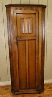 Antique English Armoire Wardrobe Hall Closet~Linen Carving~Shelf/rod 