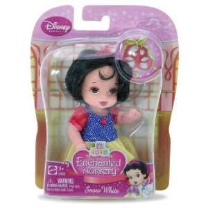  Snow White (L9302)   Disney Princess Enchanted Nursery 4 