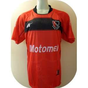 NEWELLS OLD BOYS ROSARIO  ARGENTINA  SOCCER JERSEY ONE SIZE LARGE .NEW 