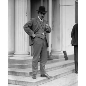  1924 photo Gutzon Borglum, sculptor at White House, 9/22 