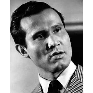 Henry Silva