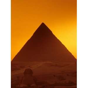 Pyramid of Khafre and Sphinx, Giza Plateau, Old Kingdom, Egypt Premium 