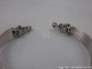   another bracelet exactly like this one only with a clasp hook to close