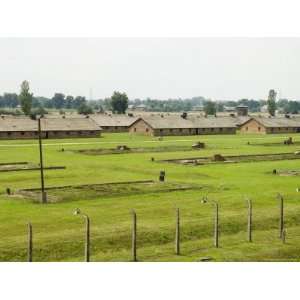  Wooden Sheds, That Each Held 500 Prisoners, But Chimneys 