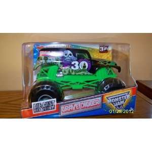  Grave Digger 2012 4 Time Champion Monster Jam 124 Scale 