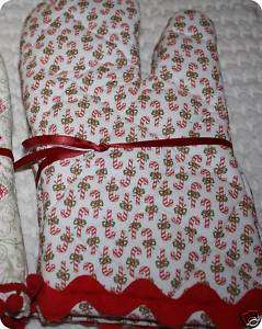 Vintage Fabric CHRISTMAS CANDY CANE Rickrack OVEN MITTS  